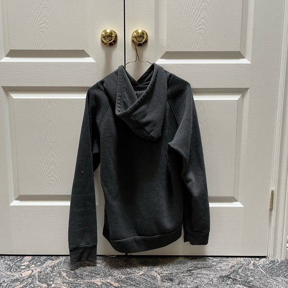 Women’s black hoodie, fits women’s M - Picture 2 of 3
